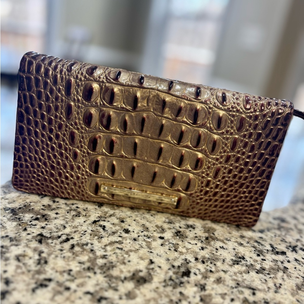 Brahmin Ann Marie wristlet wallet